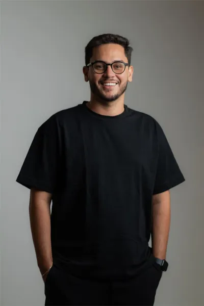 Testimoni Budi Santoso - Pelanggan Sewa Mobil Atharrazka Transport Tasikmalaya